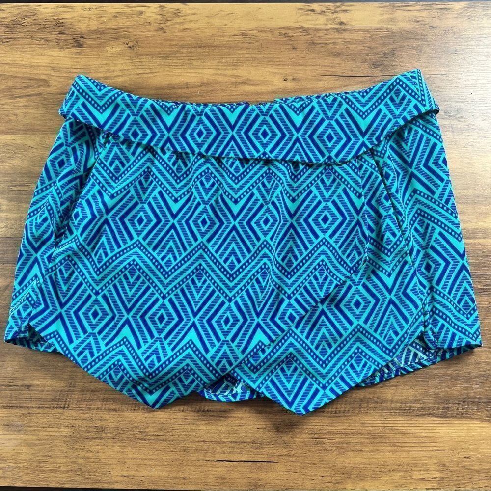 FOREVER 21 | Teal Blue Aztec Summer Skorts Sz Small